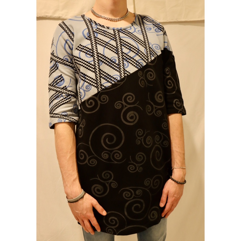 Awesome Designs by Kamohoalli Oversized shirt!